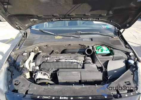 2013 Volvo S60 T5 z USA, uszkodzony, nr VIN YV1612FH9D2216210